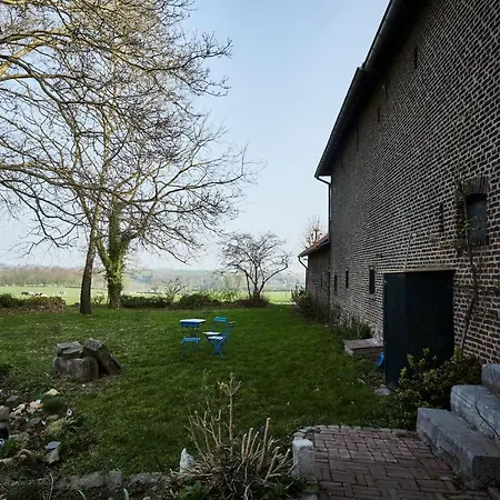 Appartement Carréhoeve In Het Iconisch Heuvellandschap *